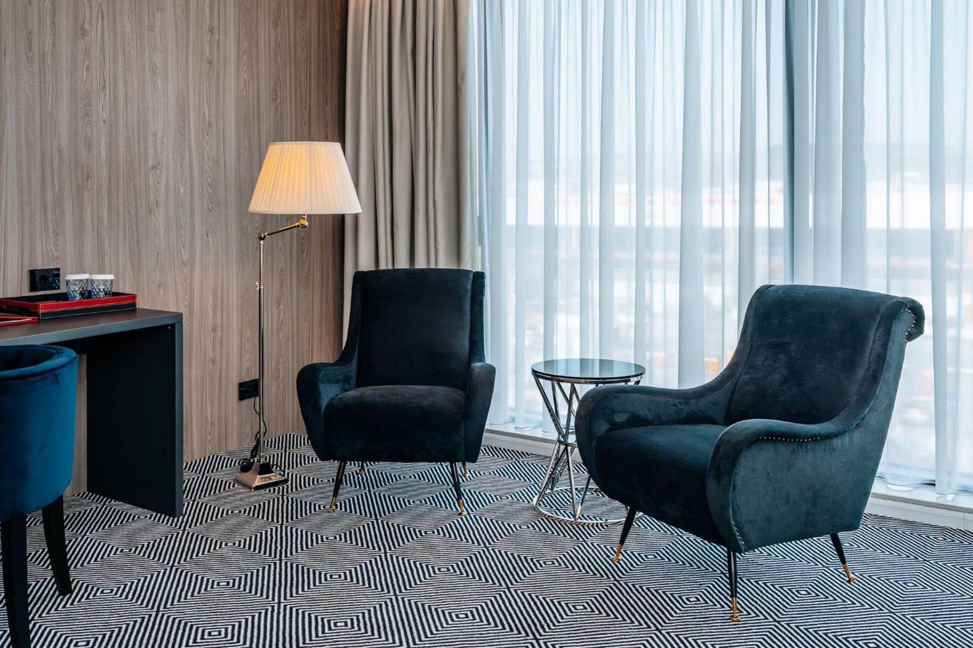 Sky Airport Hotel كلوج-نابوكا المظهر الخارجي الصورة