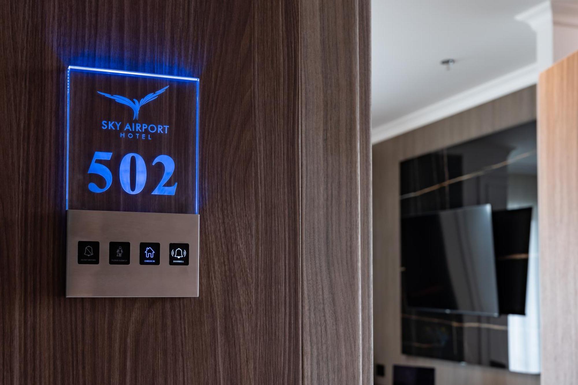 Sky Airport Hotel كلوج-نابوكا المظهر الخارجي الصورة